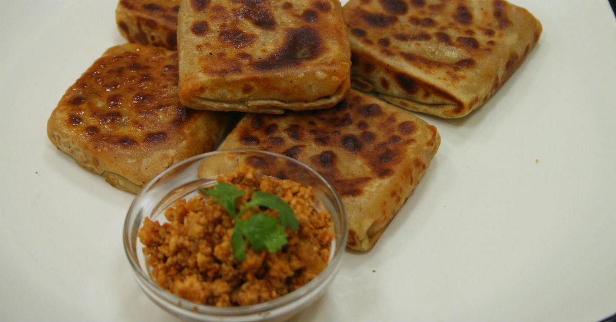 পনির স্টাফড মোগলাই পরোটা রেসিপি! (paneer mughlai paratha recipe)