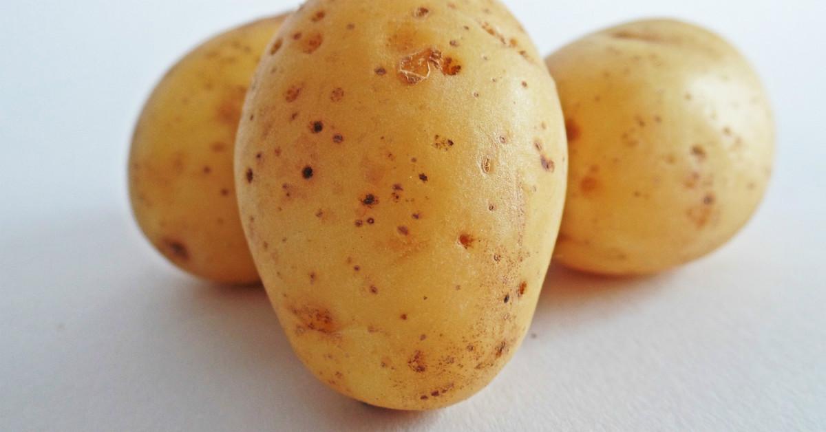 স্বাস্থ্যরক্ষায় আলুর উপকারিতা! (health benefits of potato juice)