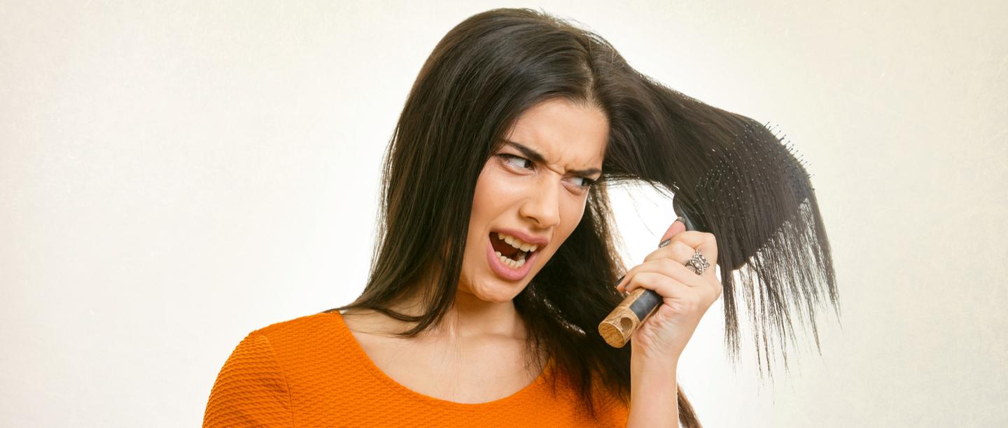 ফ্রিজি চুলের সমস্যা? জেনে নিন, কারণ এবং তা থেকে মুক্তির উপায় (How To Tame Frizzy Hair)